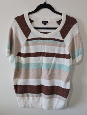 Torrid Ladies 2X Striped Short Sleeved Sweater